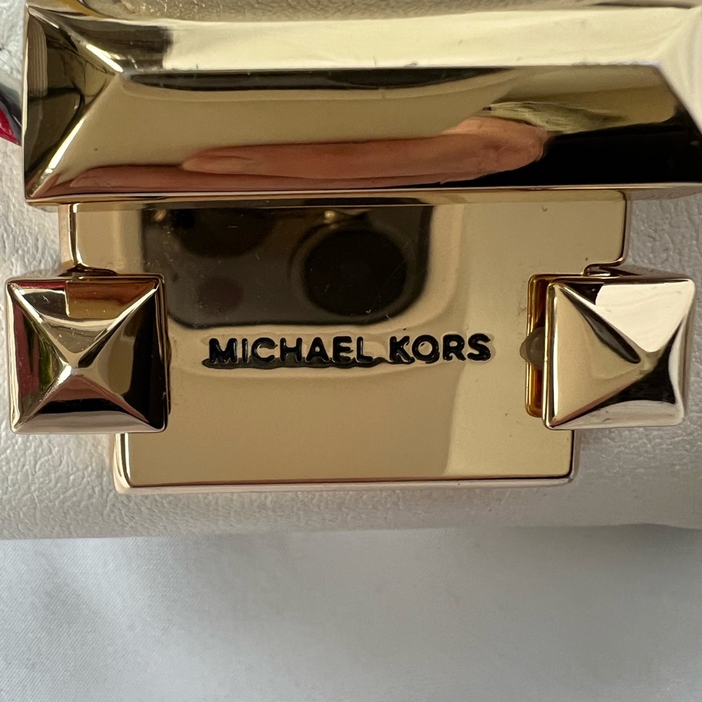 Michael Kors White and Gold Women's Whitney Rainbow Quilted Leather Wallet - Picture 3 of 4